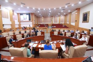 Impulsa Congreso paternidad responsable y acceso de perros guía