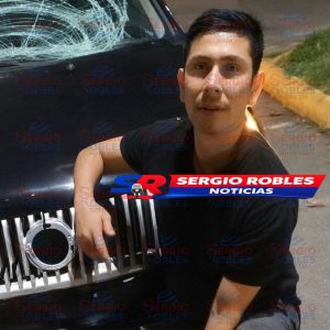 URGE LOCALIZAR AL CONDUCTOR QUE ATROPELLÓ A UN JOVEN Y HUYÓ DEL LUGAR EN TEPIC.