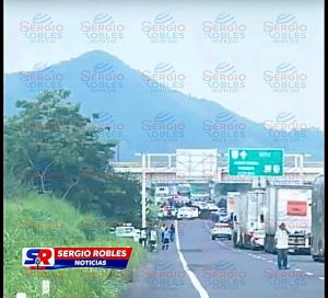 ENFRENTAMIENTO ENTRE CIVILES ARMADOS EN ENTRONQUE DE AUTOPISTA TEPIC–MAZATLÁN SALIDA ROSAMORADA.