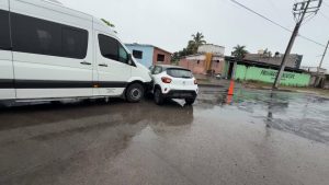EN VIVO: Se registra choque de autos en Xalisco. El reporte de Sergio Robles para la #CoberturaUrbana de NTV+.