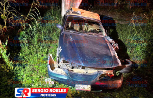 ACCIDENTE FRONTAL EN LA CARRETERA FEDERAL 200, A LA ALTURA DE EL CAPOMO.